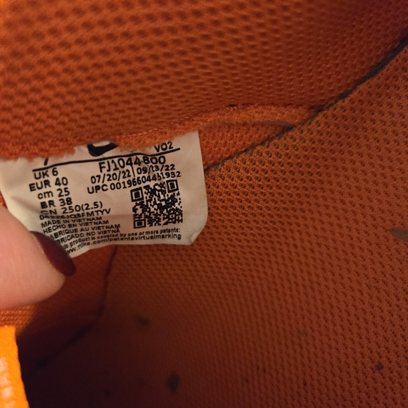 Nike Air, 40th Anniversary Edition, Air Force, Safety Orange & White, Mens 7 - Picture 3 of 10